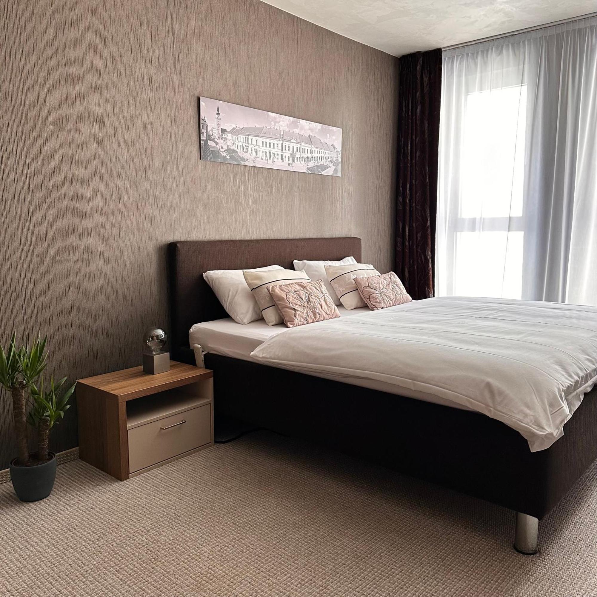 Apartman Leonardo - City Center Τρνάβα Εξωτερικό φωτογραφία