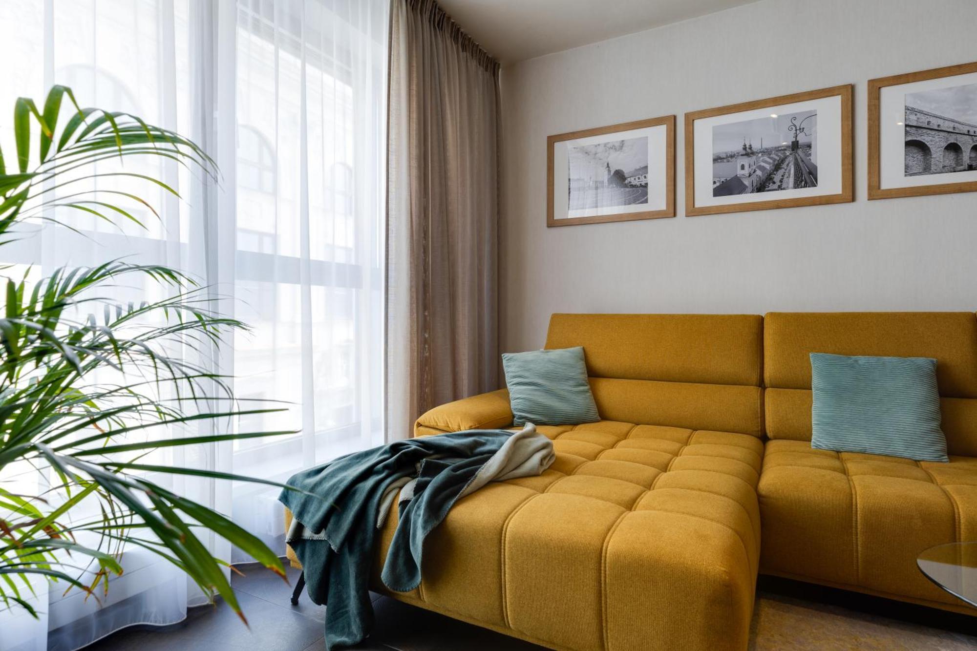 Apartman Leonardo - City Center Τρνάβα Εξωτερικό φωτογραφία
